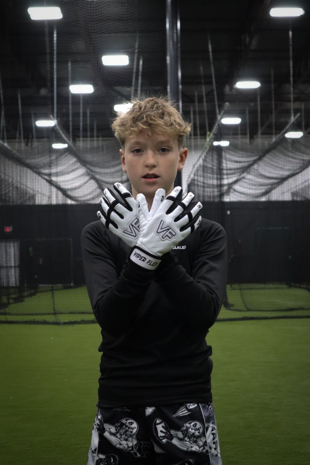 Viper Flex "GRIND" Short Cuff Youth Batting Gloves – White/Black