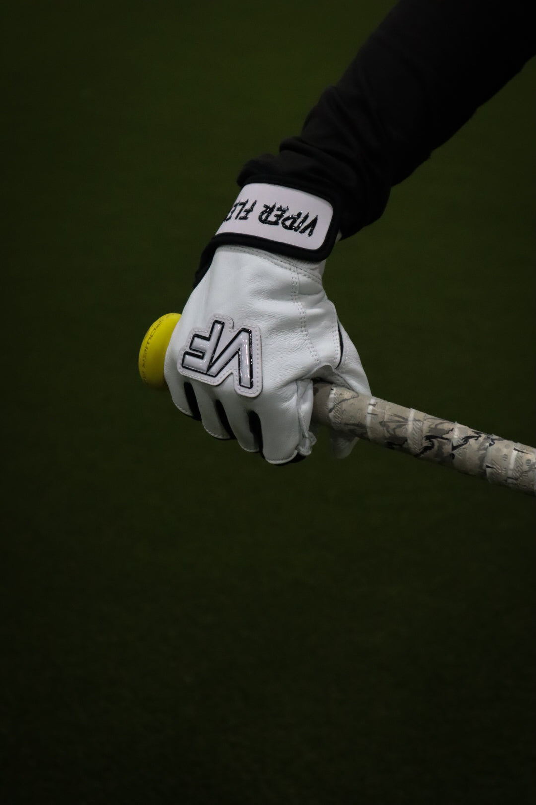 Viper Flex "GRIND" Short Cuff Youth Batting Gloves – White/Black