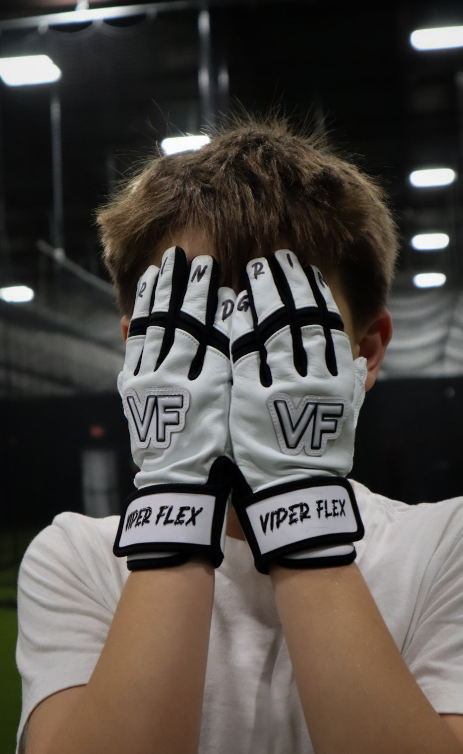 Viper Flex "GRIND" Short Cuff Youth Batting Gloves – White/Black